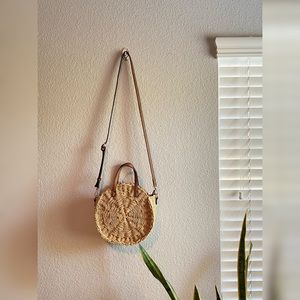 Wicker Circle Crossbody Bag